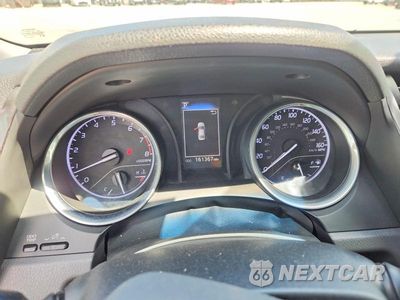 Zdjęcie 9 z 12 samochodu: 2018 TOYOTA CAMRY LE VIN:4T1B11HK9JU140653 - miniatura