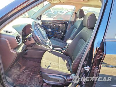 Zdjęcie 7 z 13 samochodu: 2022 HYUNDAI VENUE SEL VIN:KMHRC8A35NU161977 - miniatura