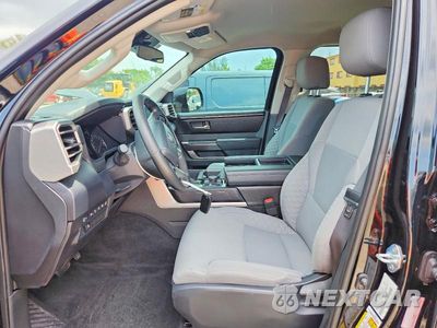 Zdjęcie 7 z 12 samochodu: 2024 TOYOTA TUNDRA SR5 VIN:5TFLA5DB8RX230392 - miniatura