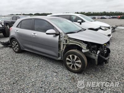 Czwarte zdjęcie samochodu z boku: 2023 KIA RIO S VIN:3KPA25AD8PE619704 - miniatura