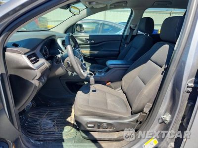 Zdjęcie 7 z 14 samochodu: 2021 GMC ACADIA SLE VIN:1GKKNKLS2MZ103204 - miniatura