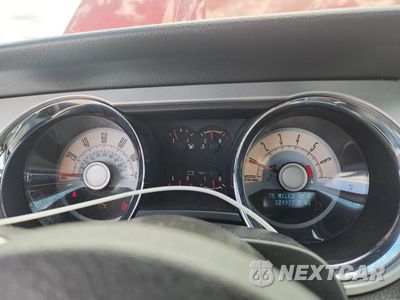 Zdjęcie 9 z 12 samochodu: 2010 FORD MUSTANG VIN:1ZVBP8AN1A5128438 - miniatura