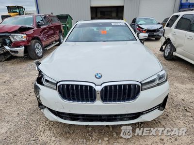 Piąte zdjęcie samochodu w środku: 2021 BMW 530 XI VIN:WBA13BJ08MWX05330 - miniatura