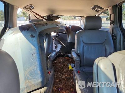 Zdjęcie 10 z 13 samochodu: 2004 TOYOTA SIENNA XLE LIMITED 7 PASSENGER VIN:5TDBA22C84S027832 - miniatura
