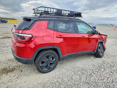 Trzecie zdjęcie samochodu z tyłu: 2019 JEEP COMPASS LATITUDE VIN:3C4NJDBB7KT753992 - miniatura