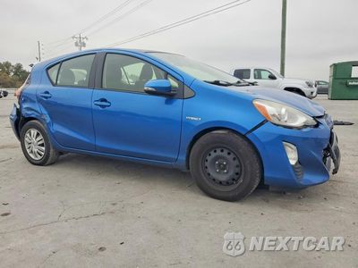 Czwarte zdjęcie samochodu z boku: 2016 TOYOTA PRIUS C TWO VIN:JTDKDTB36G1136966 - miniatura