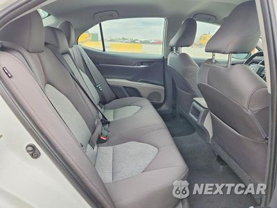 Zdjęcie 10 z 12 samochodu: 2019 TOYOTA CAMRY LE VIN:4T1B11HK4KU808831 - miniatura