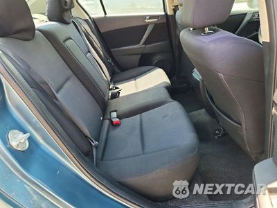Zdjęcie 10 z 13 samochodu: 2010 MAZDA 3 I VIN:JM1BL1SG3A1251624 - miniatura
