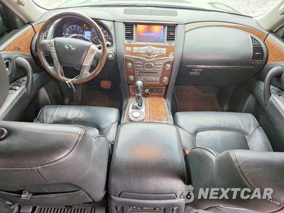 Zdjęcie 8 z 13 samochodu: 2017 INFINITI QX80 BASE VIN:JN8AZ2NF0H9642796 - miniatura