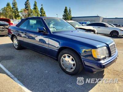 Czwarte zdjęcie samochodu z boku: 1995 MERCEDES-BENZ E 320 VIN:WDBEA66E5SC199409 - miniatura