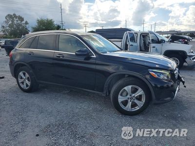Czwarte zdjęcie samochodu z boku: 2018 MERCEDES-BENZ GLC 300 VIN:WDC0G4JB4JV058291 - miniatura