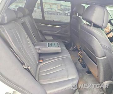 Zdjęcie 11 z 14 samochodu: 2017 BMW X5 XDRIVE35I VIN:5UXKR0C31H0V76484 - miniatura