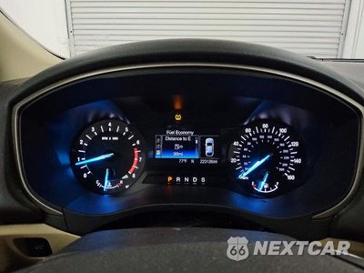 Zdjęcie 9 z 12 samochodu: 2016 FORD FUSION SE VIN:3FA6P0H70GR139438 - miniatura