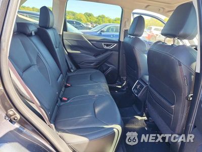Zdjęcie 10 z 12 samochodu: 2019 SUBARU FORESTER LIMITED VIN:JF2SKAUC8KH434685 - miniatura