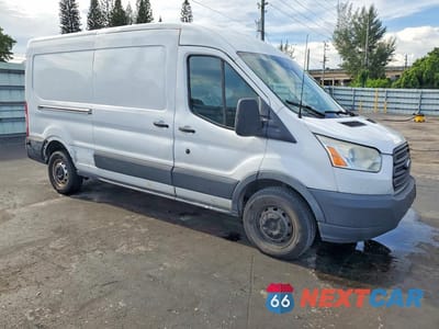 Czwarte zdjęcie samochodu z boku: 2017 FORD TRANSIT 250 DELIVERY VAN VIN:1FTYR2CG9HKB45759 - miniatura
