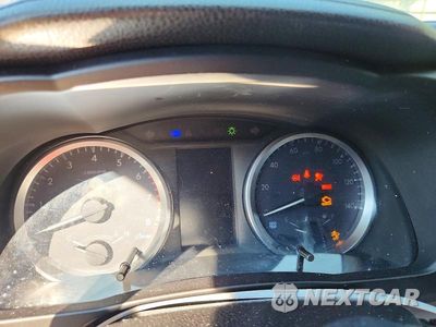 Zdjęcie 9 z 12 samochodu: 2017 TOYOTA HIGHLANDER LE VIN:5TDZARFH9HS026997 - miniatura