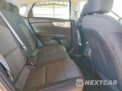 Zdjęcie 10 z 12 samochodu: 2024 KIA FORTE LXS VIN:3KPF24AD9RE736288 - miniatura