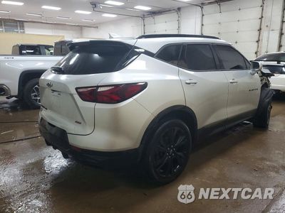 Trzecie zdjęcie samochodu z tyłu: 2019 CHEVROLET BLAZER RS VIN:3GNKBJRS4KS701219 - miniatura