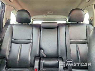 Zdjęcie 10 z 14 samochodu: 2019 NISSAN ROGUE SL VIN:5N1AT2MT3KC807444 - miniatura