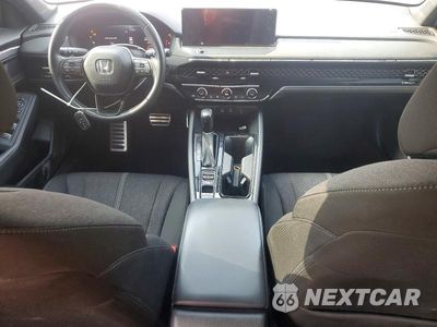 Zdjęcie 8 z 12 samochodu: 2024 HONDA ACCORD HYBRID SPORT VIN:1HGCY2F52RA061086 - miniatura