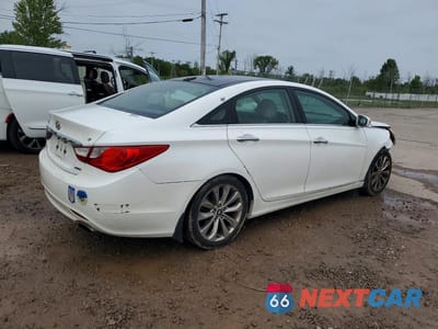Trzecie zdjęcie samochodu z tyłu: 2012 HYUNDAI SONATA LIMITED 2.0T VIN:5NPEC4AB1CH432706 - miniatura