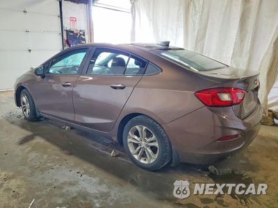Drugie zdjęcie samochodu z przodu: 2019 CHEVROLET CRUZE LS VIN:1G1BC5SM9K7111498 - miniatura