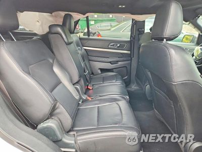Zdjęcie 11 z 13 samochodu: 2019 FORD EXPLORER XLT VIN:1FM5K8DH4KGB51959 - miniatura