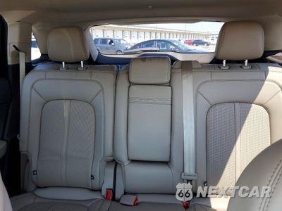 Zdjęcie 10 z 14 samochodu: 2021 LINCOLN NAUTILUS RESERVE VIN:2LMPJ6K91MBL04646 - miniatura