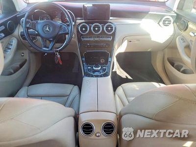 Zdjęcie 8 z 13 samochodu: 2019 MERCEDES-BENZ GLC 300 VIN:WDC0G4JB0KV163184 - miniatura