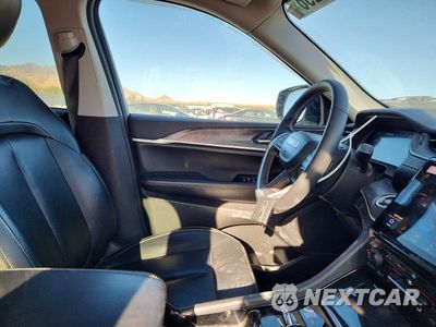 Zdjęcie 7 z 12 samochodu: 2023 JEEP GRAND CHEROKEE LIMITED VIN:1C4RJHBG7PC541052 - miniatura