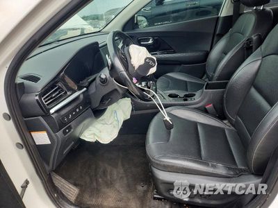 Zdjęcie 7 z 14 samochodu: 2022 KIA NIRO TOURING SPECIAL EDITION VIN:KNDCC3LCXN5495202 - miniatura