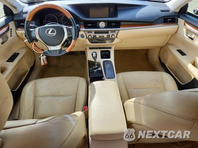 Zdjęcie 8 z 12 samochodu: 2013 LEXUS ES 300H VIN:JTHBW1GG5D2000200 - miniatura