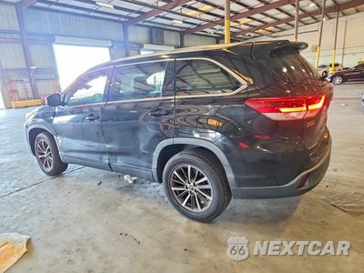 Drugie zdjęcie samochodu z przodu: 2019 TOYOTA HIGHLANDER XLE VIN:5TDKZRFH3KS572857 - miniatura