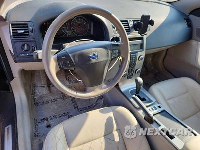 Zdjęcie 8 z 12 samochodu: 2008 VOLVO C70 T5 VIN:YV1MC672X8J047538 - miniatura