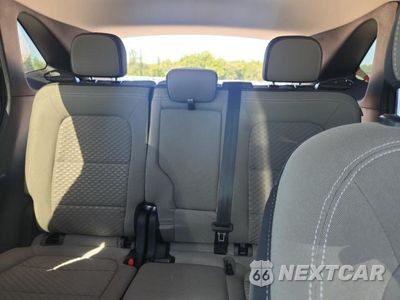 Zdjęcie 10 z 13 samochodu: 2021 FORD ESCAPE SE VIN:1FMCU9G62MUB30629 - miniatura