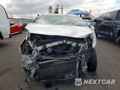 Piąte zdjęcie samochodu w środku: 2013 TOYOTA PRIUS TWO VIN:JTDKN3DU0D1693211 - miniatura
