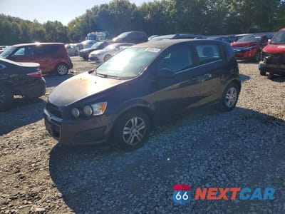 2015 CHEVROLET SONIC LT 1G1JC6SG0F4125051 - główne zdjęcie licytacji z USA - miniatura