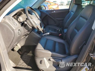 Zdjęcie 7 z 13 samochodu: 2012 VOLKSWAGEN TIGUAN S VIN:WVGBV7AX4CW503851 - miniatura