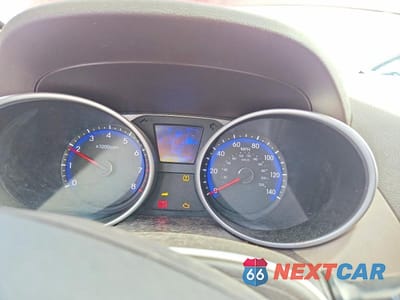 Zdjęcie 9 z 12 samochodu: 2015 HYUNDAI TUCSON SE VIN:KM8JUCAG8FU024128 - miniatura