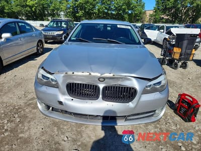 Piąte zdjęcie samochodu w środku: 2011 BMW 5ER 535 XI VIN:WBAFU7C53BC874954 - miniatura