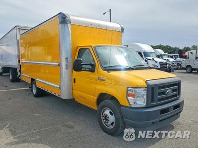 Czwarte zdjęcie samochodu z boku: 2022 FORD E350 BOX TRUCK VIN:1FDWE3FN4NDC04196 - miniatura