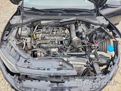 Zdjęcie 11 z 12 samochodu: 2019 VOLKSWAGEN JETTA GLI VIN:3VW5T7BU5KM237795 - miniatura