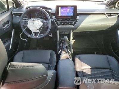 Zdjęcie 8 z 13 samochodu: 2024 TOYOTA COROLLA CROSS HYBRID XSE VIN:7MUFBABG1RV047557 - miniatura