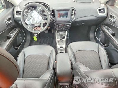 Zdjęcie 8 z 13 samochodu: 2021 JEEP COMPASS LATITUDE VIN:3C4NJDBB4MT557933 - miniatura