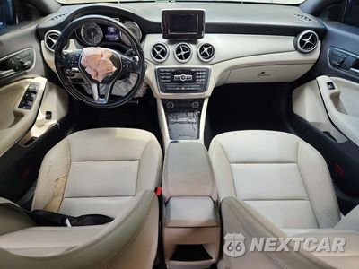 Zdjęcie 8 z 12 samochodu: 2014 MERCEDES-BENZ CLA 250 VIN:WDDSJ4EB0EN140069 - miniatura