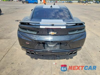Zdjęcie 6 z 12 samochodu: 2016 CHEVROLET CAMARO SS VIN:1G1FH1R75G0131601 - miniatura