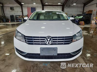 Piąte zdjęcie samochodu w środku: 2013 VOLKSWAGEN PASSAT SE VIN:1VWBN7A38DC023233 - miniatura