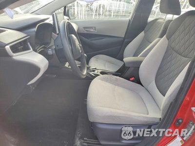 Zdjęcie 7 z 13 samochodu: 2020 TOYOTA COROLLA LE VIN:JTDEPRAE0LJ098042 - miniatura