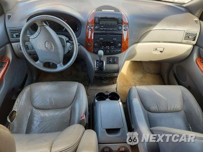 Zdjęcie 8 z 13 samochodu: 2007 TOYOTA SIENNA XLE 7-PASSENGER VIN:5TDZK22C07S030515 - miniatura