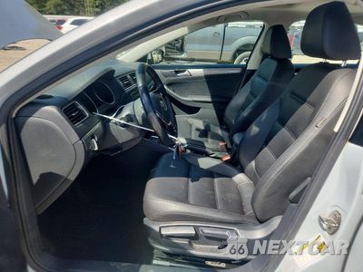 Zdjęcie 7 z 13 samochodu: 2017 VOLKSWAGEN JETTA SE VIN:3VWDB7AJ7HM373988 - miniatura